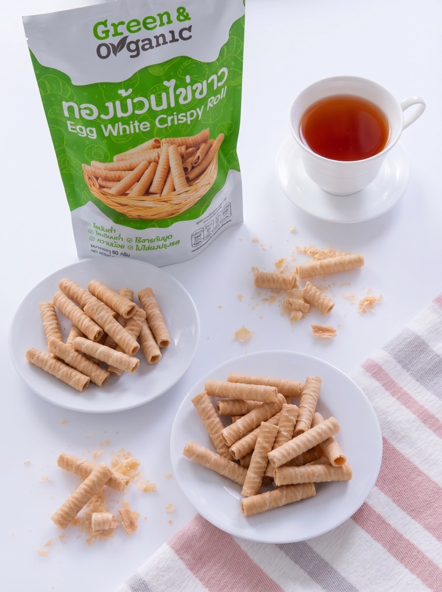 ทองม้วนไข่ขาว Green & Organic ซองระบุ ไขมันต่ำ โซเดียมต่ำ หวานน้อย ไร้สารกันบูด ไม่ใส่ผงปรุงรส เสิร์ฟบนจานพร้อมชา